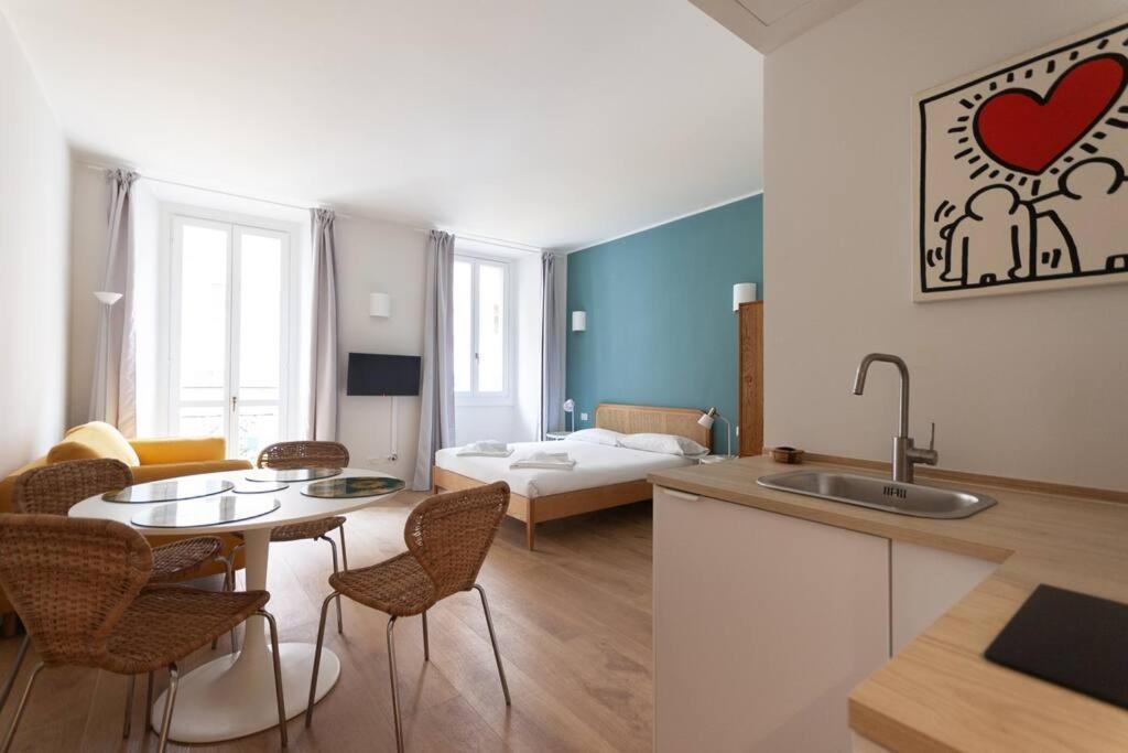 Youhosty - Ticinese Suite 1 Милан Экстерьер фото